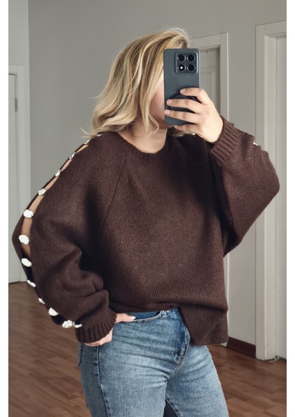 Kolları Boncuk Dekolteli Tasarım Kazak indirimleri