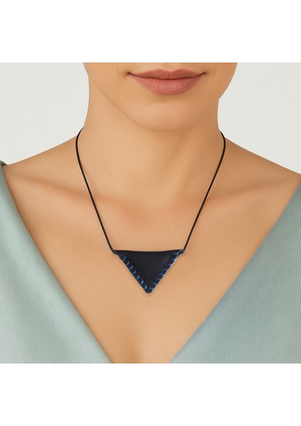 Siyah Ip Zincirli Isme Özel Yazılı Lacivert Gerçek Deriden El Yapımı Kadın Cevşen Kolye indirimleri