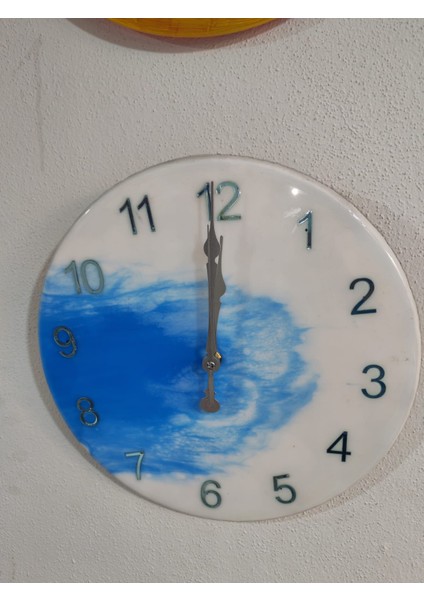 Epoksi Duvar Saati Çap 33 cm Ultra Sessiz Mavi Beyaz Huzur Tasarım Dekoratif Epoksi Saat