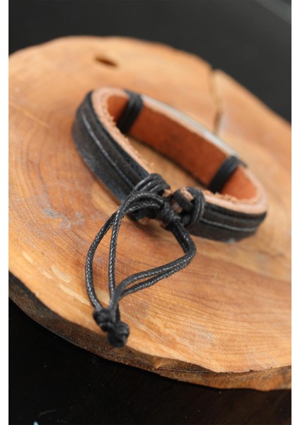 Çelik Aksesuarlı Siyah Renk Deri Erkek Bileklik fiyatları