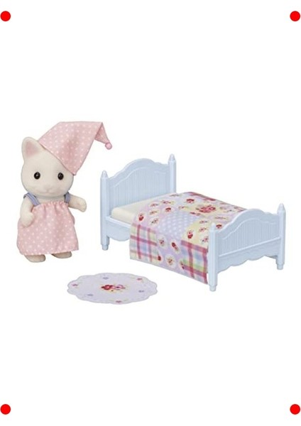 Sevimli Kedi Kız Figürü ve Uyku Takımı
