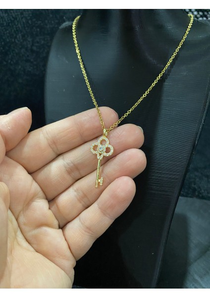 Çelik Zirkon Taşlı Anahtar Kolye indirimleri