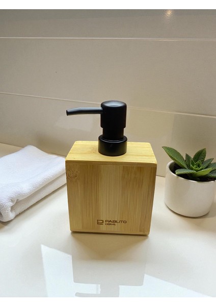 Pablito Home Bambu Sıvı Sabunluk | Doğal Ahşap Sabunluk – Mat Siyah Başlıklı, 300 ml fırsatları