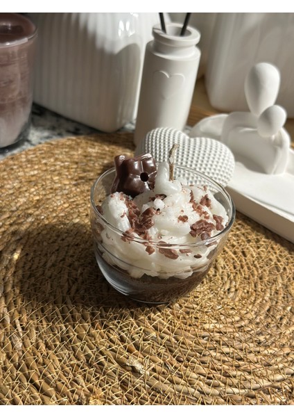 Cupcake Mum Kremalı Çikolata Parçacıklı fiyatları