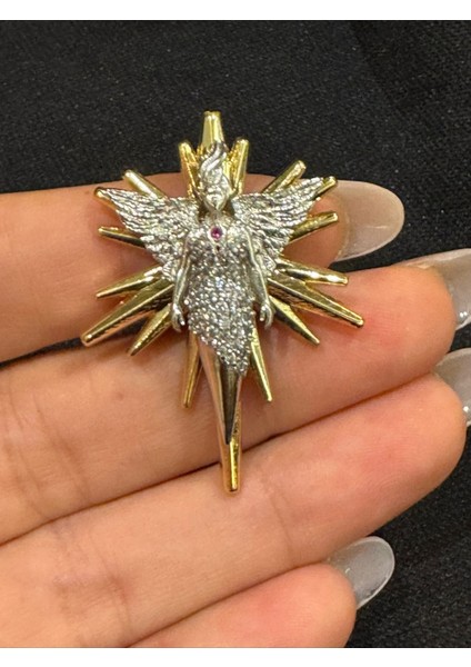 Melek Modelli Altın Kaplama Çelik Küpe modelleri