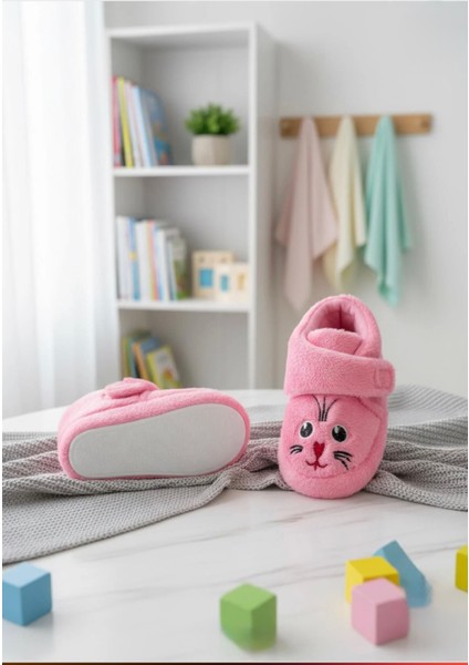 Sevimli Hayvanlar Cırtlı Kaydırmaz Taban Kreş Ev Okul Ayakkabısı Bebek Çocuk Panduf Ev Botu