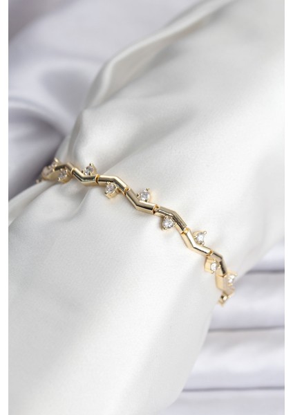 Zikzak Model Pirinç Gold Renk Bileklik - TJ-BB8080