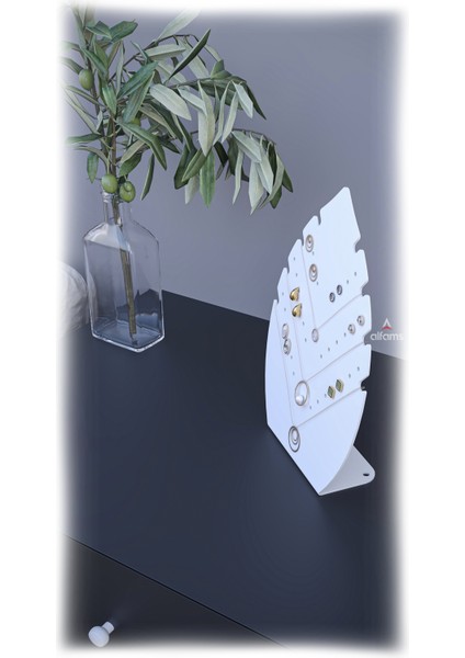 Yaprak Formlu Metal Küpe Standı – Masaüstü Takı ve Aksesuar Düzenleyici modelleri