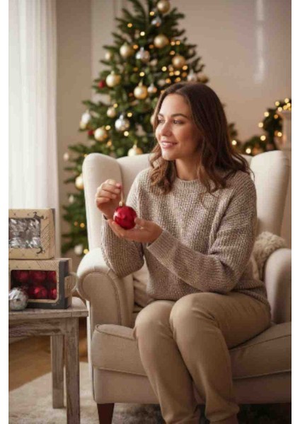 Yılbaşı Desenli Süs Topları 5 cm U Gümüş 6 Gold 6 Kırmızı 18 Ad modelleri