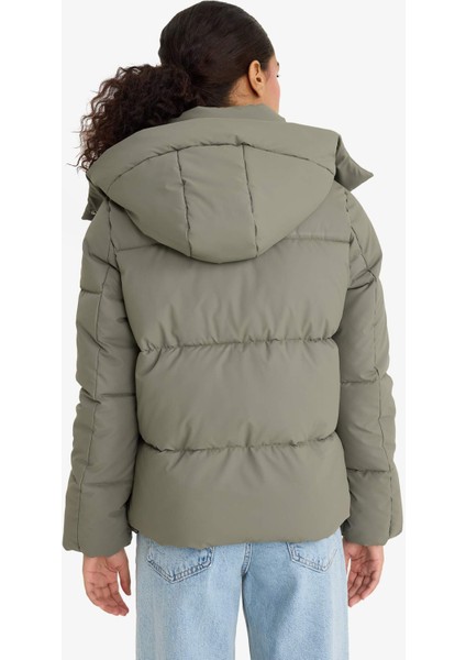 Regular Fit Kapüşonlu Fermuarlı Şişme Mont F2143AX25WN