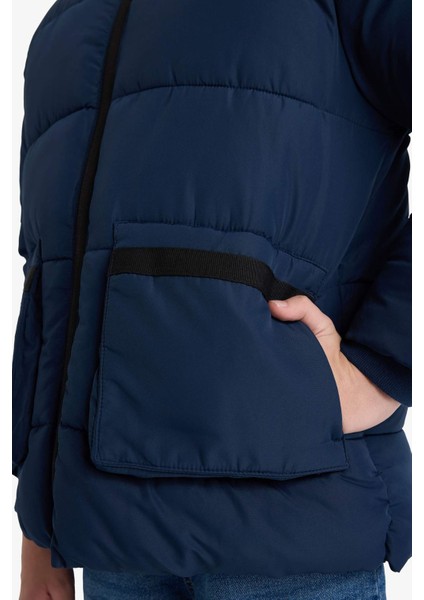 Erkek Çocuk Su İtici Kapüşonlu Polar Astarlı Parka E9374A825WN