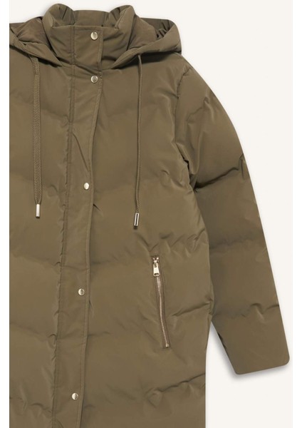 Regular Fit Kapüşonlu Fermuarlı Parka F2876AX25WN