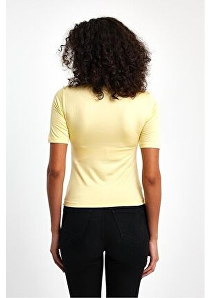 Kadın Bisiklet Yaka Tişört Düz Desen Günlük Kullanım İçin Bej Renk Kısa Kol