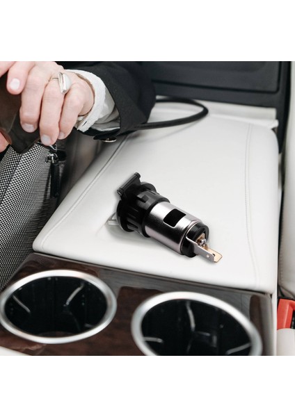 Araba Motosiklet Teknesi Için 12V 120W Çakır Güç Soketi Fiş Çıkışı (Yurt Dışından) indirimleri