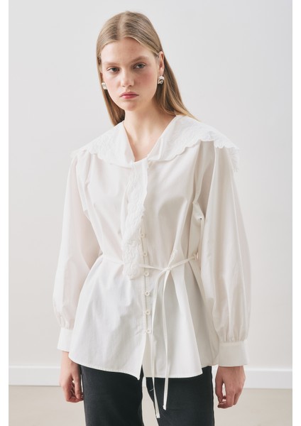 Nakışlı Geniş Yaka Gömlek Ekru modelleri