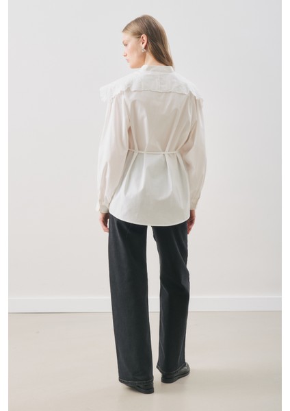 Nakışlı Geniş Yaka Gömlek Ekru