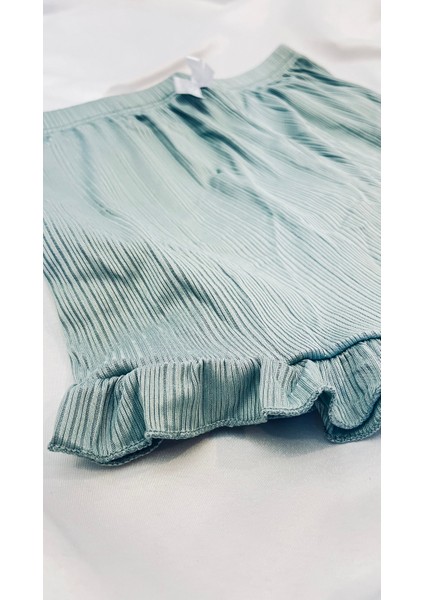 Kadın Yeşil 2li Mini Dantelli Düğme Detaylı Şort Pijama Takım fiyatları