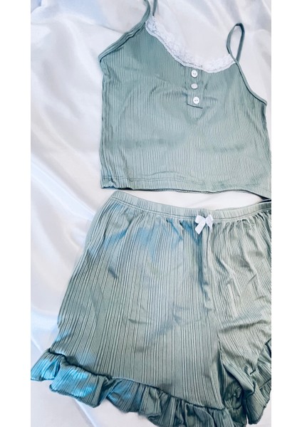 Kadın Yeşil 2li Mini Dantelli Düğme Detaylı Şort Pijama Takım fırsatları