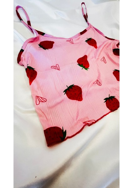 Kadın Çilek Desenli Fitilli Pamuklu Mini 2 Li Şort Takım modelleri