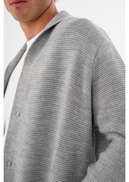 Erkek Regular Fit Çıtçıtlı Cepli Örme Uzun Triko Hırka