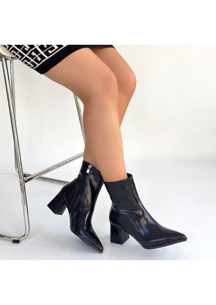 Mosy Siyah Rugan Topuklu Bot fırsatları