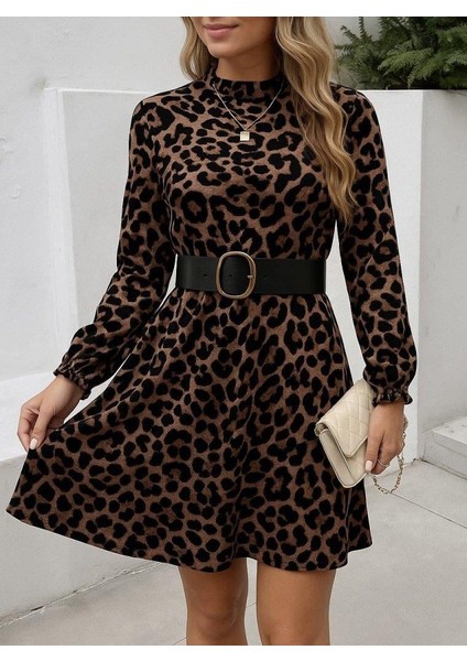 Kadın Uzun Kollu Yarı Balıkçı Yaka Leopar Desenli Kadife Elbise modelleri