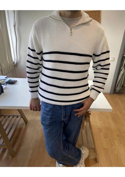 Siyah Beyaz Çizgili Yarım Fermuarlı Selanik Kumaş Triko Kazak fiyatları