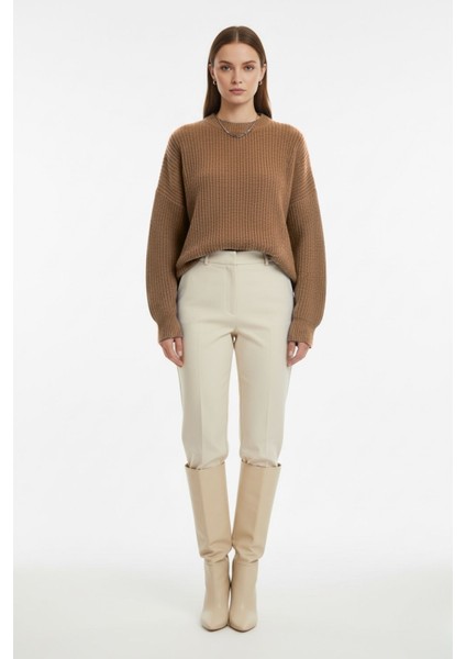 Ekstra Oversize Düşük Kollu Selanik Örgü Camel Kazak