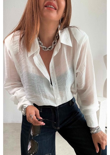 Beyaz Vatkalı Gömlek fırsatları