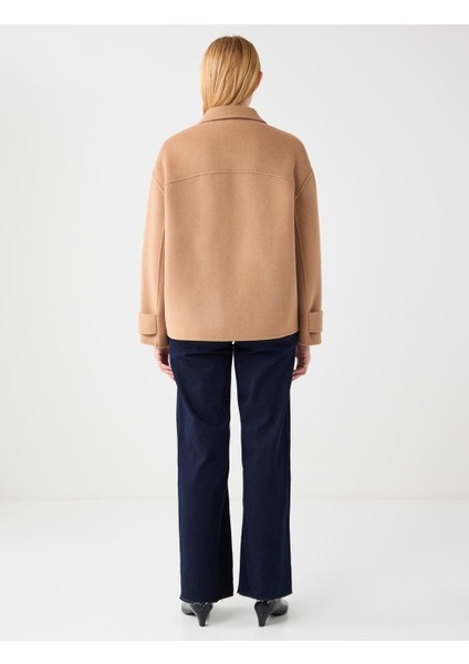 Deve Tüyü Rahat Kesim Kruvaze Yaka Yün Karışımlı Kaşe Kaban