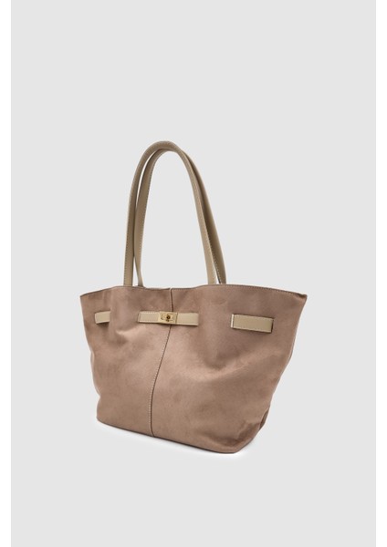 Ferny Kemer, Toka ve Dikiş Detaylı Süet Kol ve Omuz Çantası Vizon modelleri