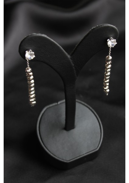 Taşlı Sallantılı Dorika Küpe