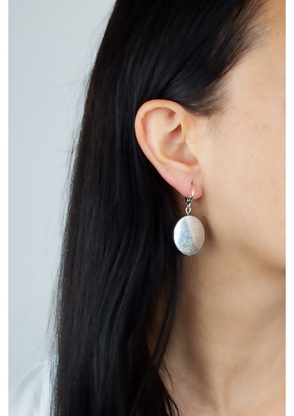 Yuvarlak Tasasrım Simli Kadın Küpe