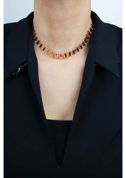 Dikdörtgen Form Klasik Gold Kolye