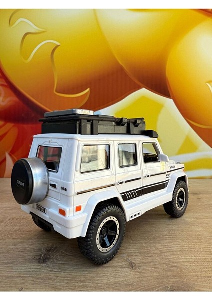 Mercedes G63 Işıklı Müzikli Lüks Jeep Mercedes G65 Beyaz Jip Model Araba 17CM Açılan Kapılar fiyatları