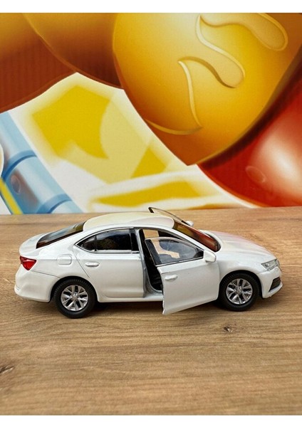 Skoda Octavia Beyaz Yeni Diecast Metal Orjinal Koleksiyon Çekbırak Araba Kapılar Açılır fiyatları
