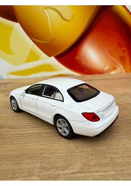 2016 Mercedes-Benz E Class Diecast Model Araba Mercedes E400 Model Araba Oyuncak Çekbırak indirimleri