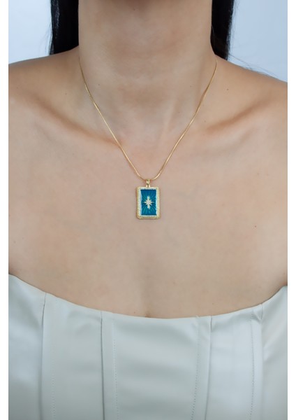 Kutup Yıldızı Figür Mine Detaylı Gold Renk Çelik Kolye