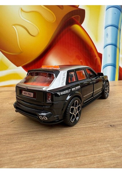 Sürtmeli Sesli Işıklı Müzikli Rolls Royce Araba Kapılar Kaput Açılır Rolls Royce Cullinan Suv Araba modelleri