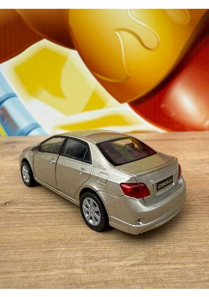 Welly Toyota Corolla 1/36 Ölçek 12CM Diecast Model Araba 2009 Model Toyota Corolla Bal Rengi Oyuncak modelleri