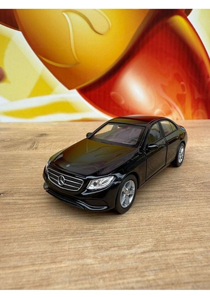 Mercedes Benz E400 4 Matic Diecast Model Araba Mercedes Benz E Class Siyah Oyuncak Araba