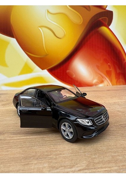 Mercedes Benz E400 4 Matic Diecast Model Araba Mercedes Benz E Class Siyah Oyuncak Araba indirimleri