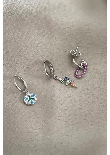 Renkli Taşlı Üçlü Küpe