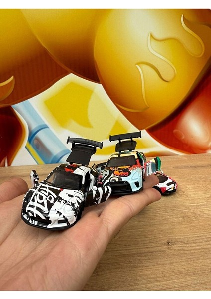 4'lü Yarış Arabası Oyuncak Porsche Lamborgini Mercedes Yarış Arabası Açılan Kapılar Çekbırak modelleri