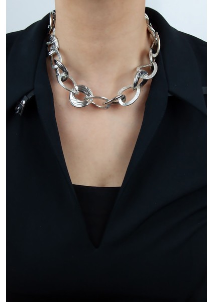 Büyük Halka Gümüş Renk Maksimal Kadın Kolye