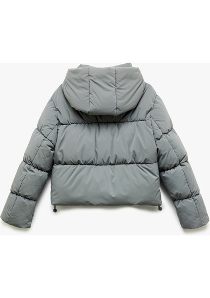 Kapüşonlu Uzun Kollu Cep Detaylı Fermuarlı Kapitone Su Itici Şişme Mont fırsatları