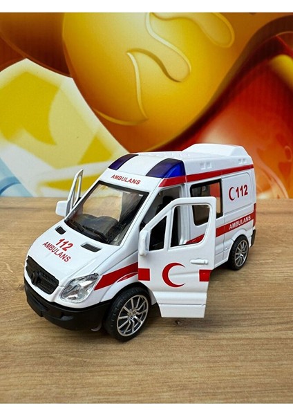 Oyuncak Ambulans Sesli Işıklı Büyük Ön Kapı ve Arka Kapısı Açılır Oyuncak Ambulans Araba 1:32 fiyatları
