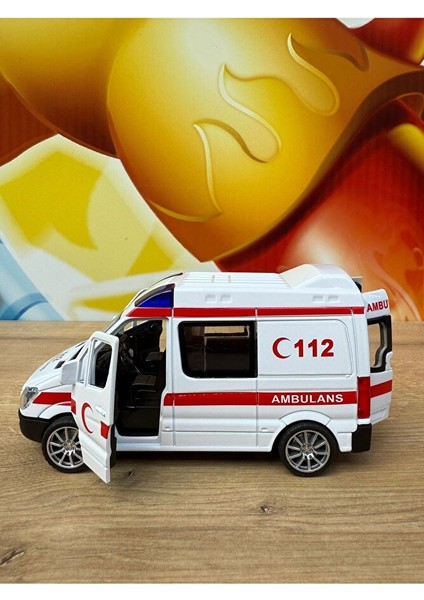 Oyuncak Ambulans Sesli Işıklı Büyük Ön Kapı ve Arka Kapısı Açılır Oyuncak Ambulans Araba 1:32 indirimleri