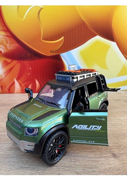 Land Rover Defender Arazi Aracı Işıklı Müzikli Lüks Jeep Defender Mdoel Araba Sürtmeli 17CM modelleri