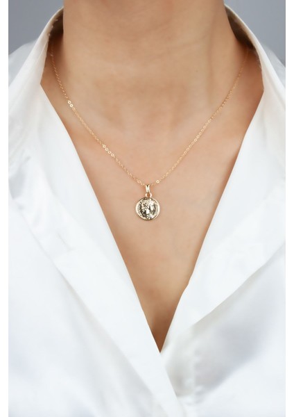 Gold Madalyon Uçlu Kolye